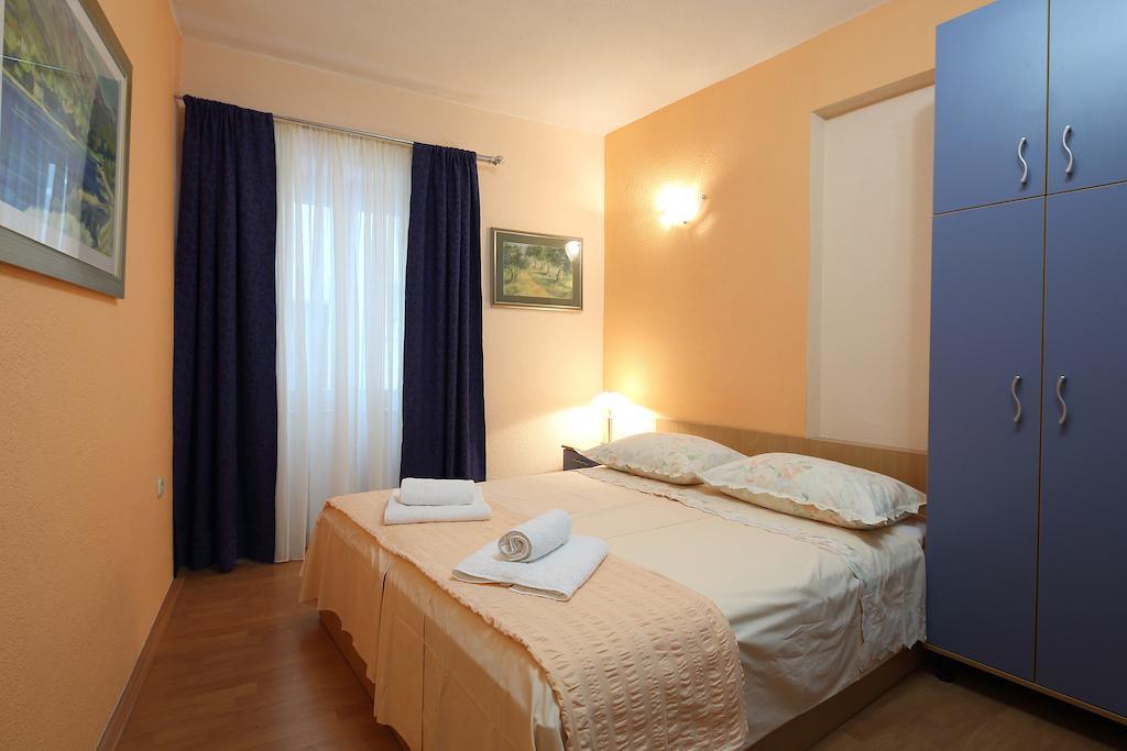 La Familia Apartma Makarska